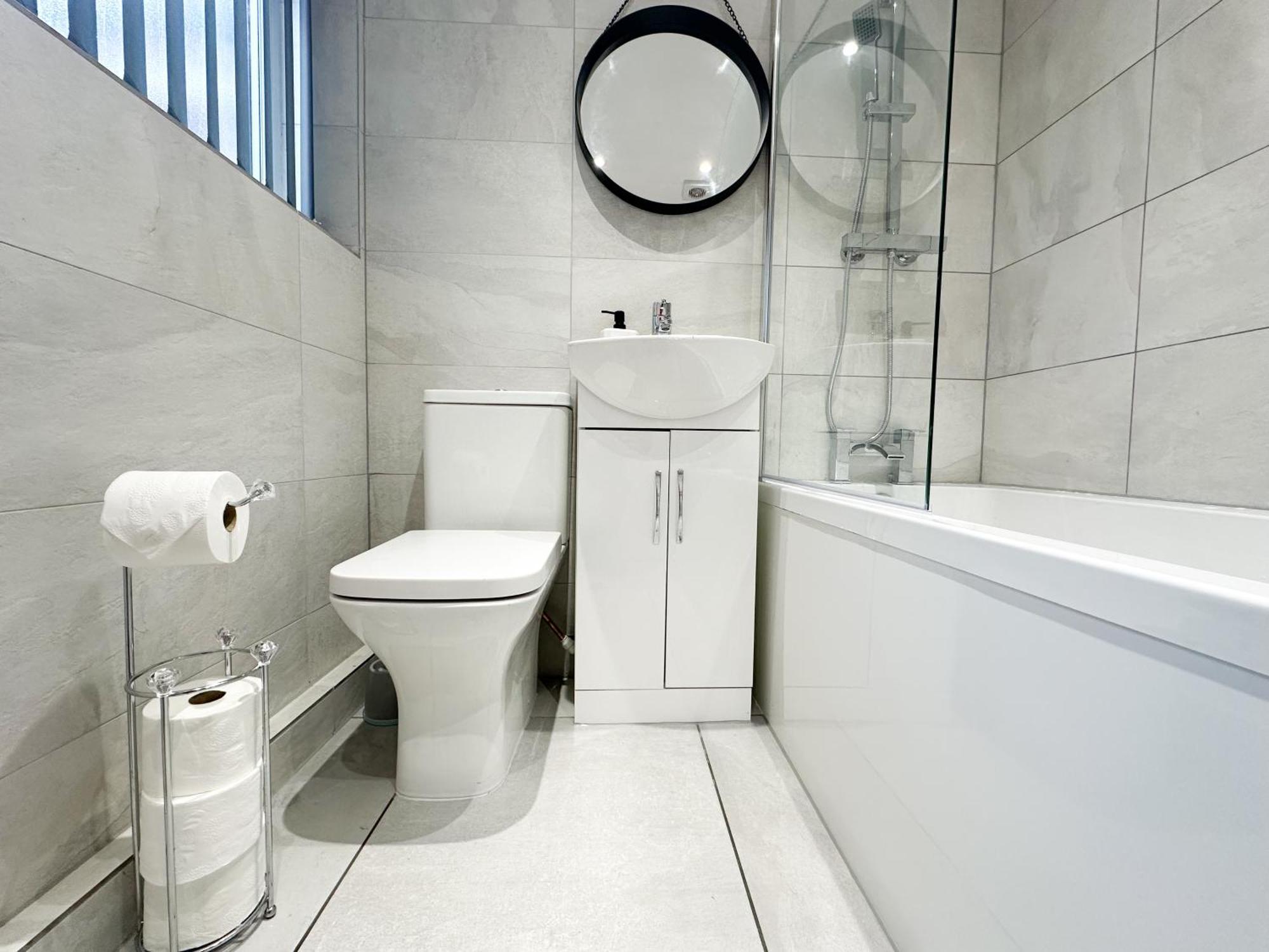 2 Bedroom House 10 Mins To City Centre & Albert Dock Liverpool Exterior foto